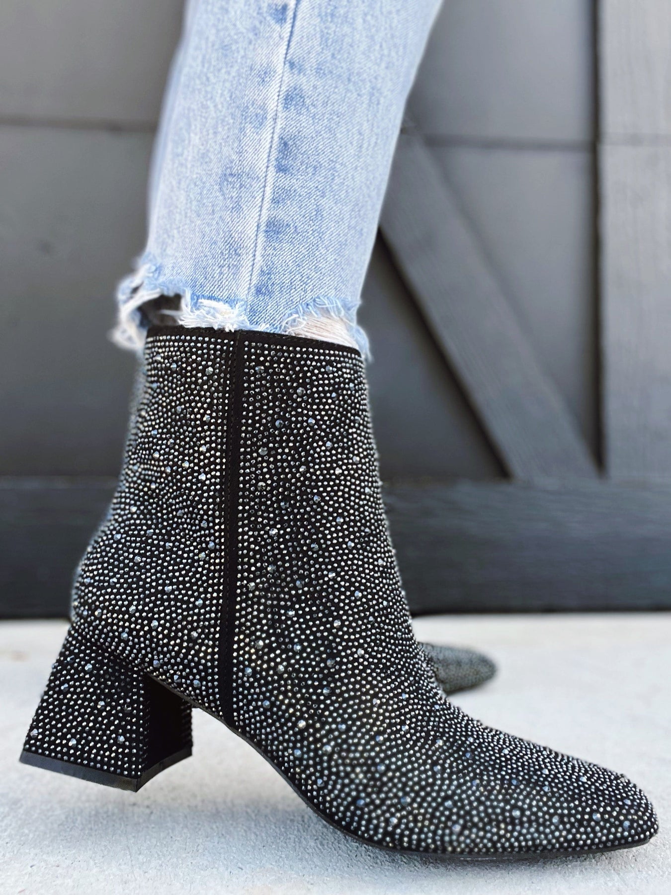 Diya Booties