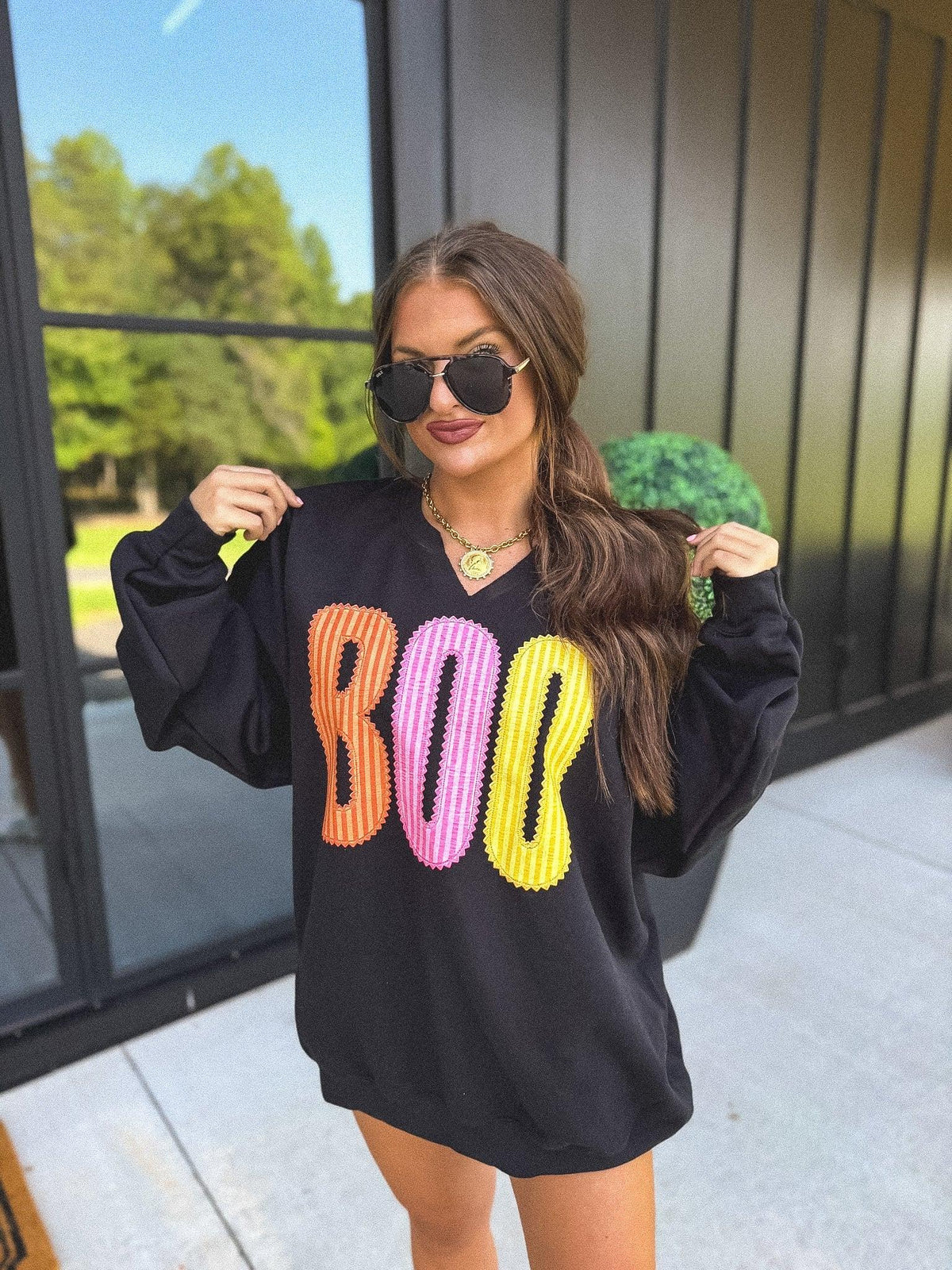BOO Striped Splict Neck Sweatshirt