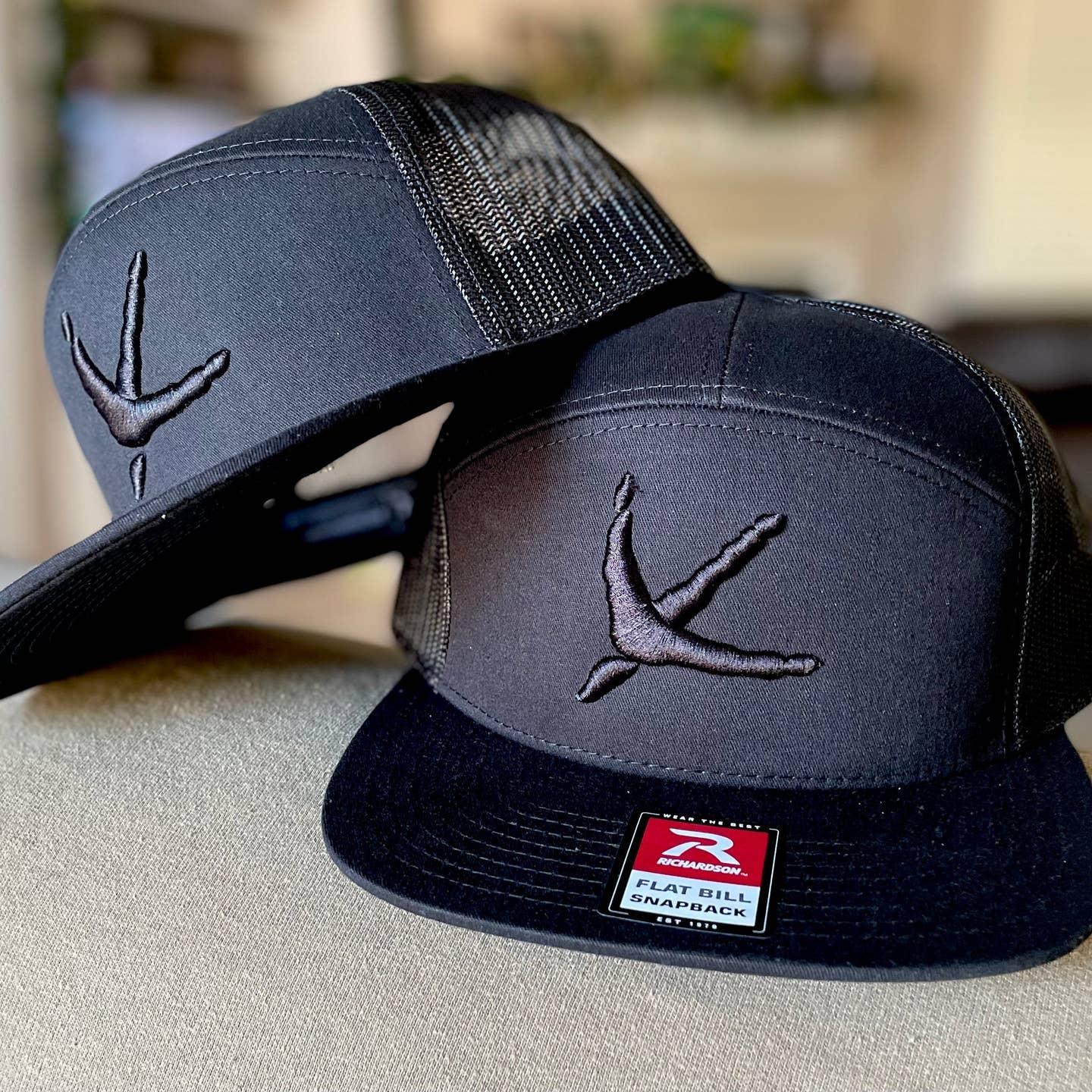 Black on Black 7 Panel Turkey Track