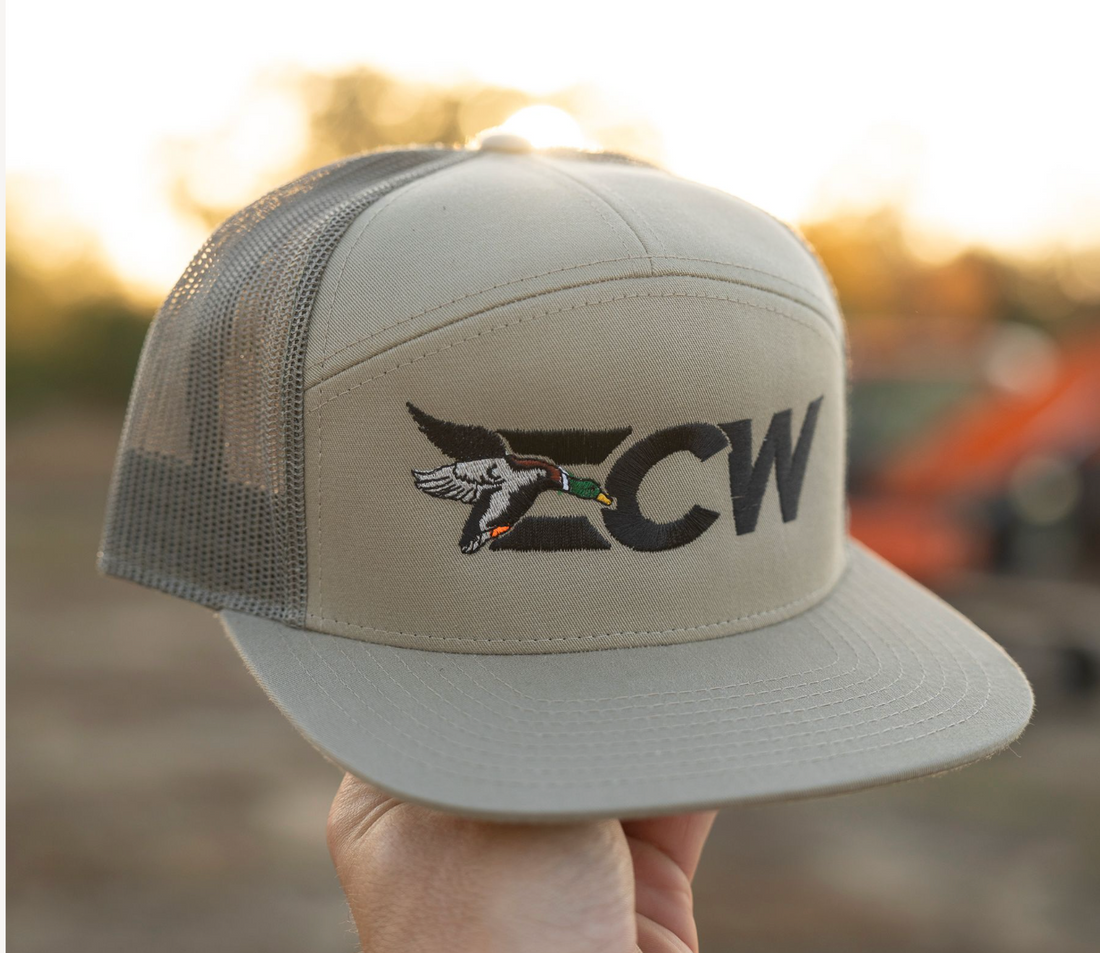ECW 2.0 LOGO SCRIPT HAT Khaki/Coffee