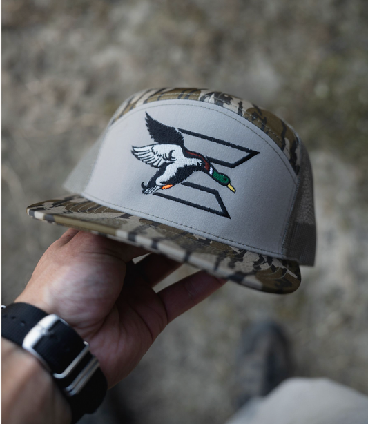 ECW 2.0 LOGO OUTLINE HAT Bottomland 7 Panel