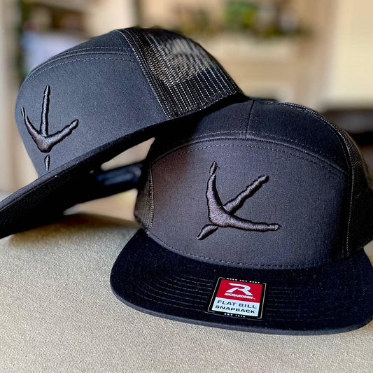 Black on Black 7 Panel Turkey Track